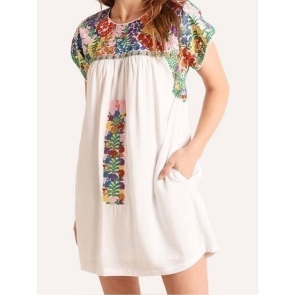 j. marie Dresses & Skirts - J. Marie Embroidered Mini Dress Size S